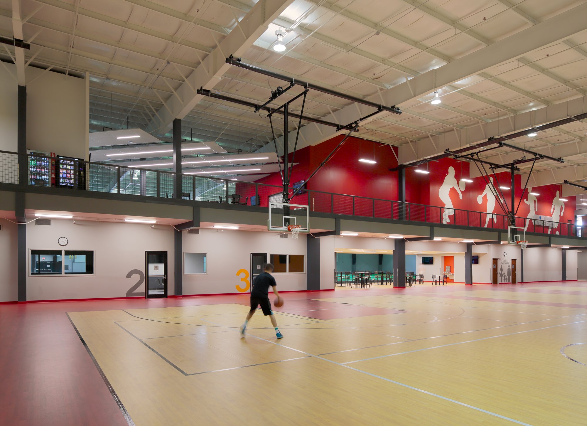 2015-10-08-Dougherty-247-BSFieldhouse