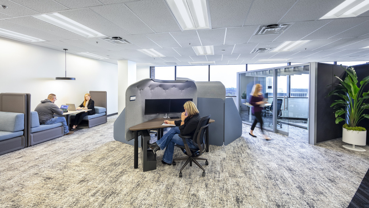 Black&Veatch-for-Scott-Rice-Office-Works-by-ArchPhotoKC-1-1